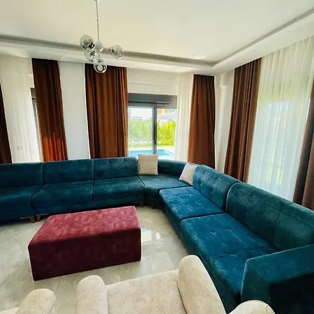 Elegant Life Luxury 005
